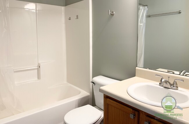 Building Photo - 516 Glenlea Ln
