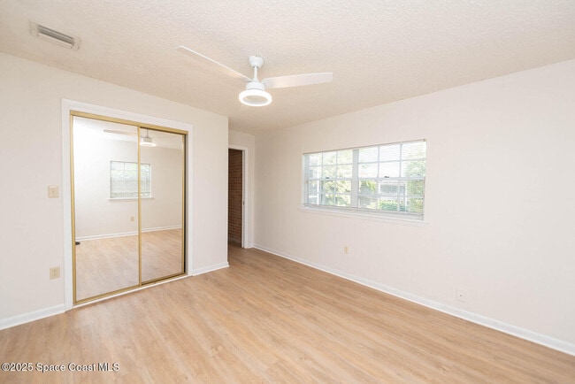 Building Photo - 222 Brian Dr