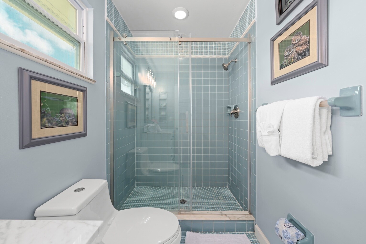 Building Photo - 6093 Henderson Rd