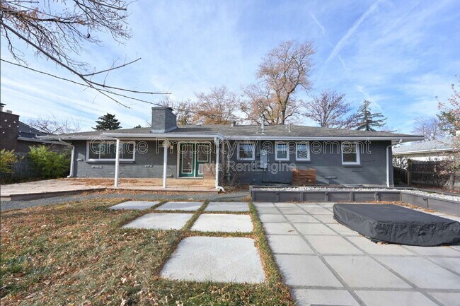 Building Photo - 6186 S Southwood Dr