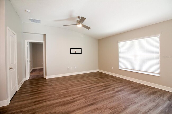 Building Photo - 7109 Cruz Ct