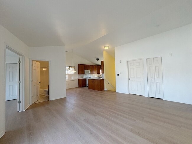 Building Photo - 2611 Cedar Glade Dr