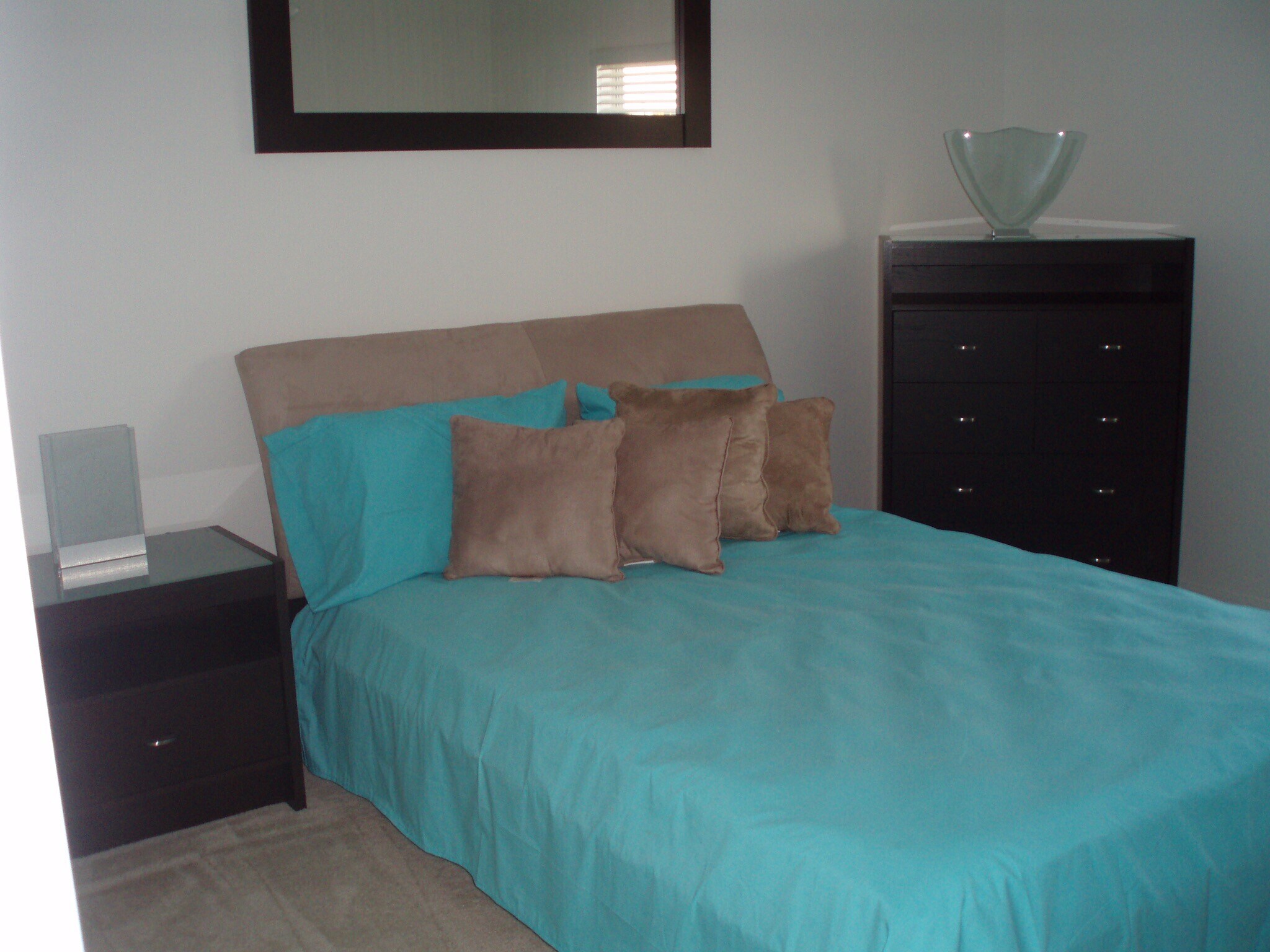 Building Photo - 981 SW McElroy Ave