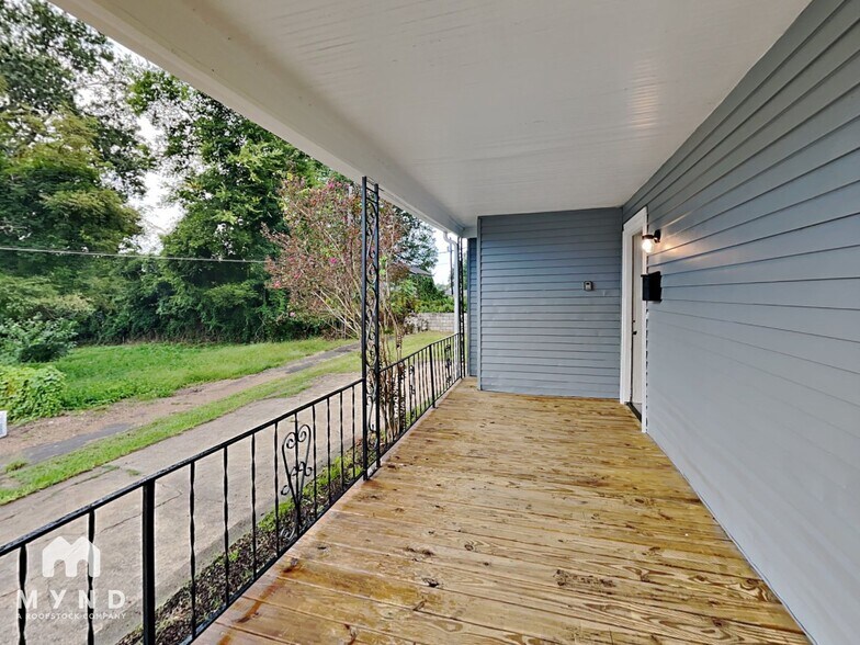 Building Photo - 4708 Court S