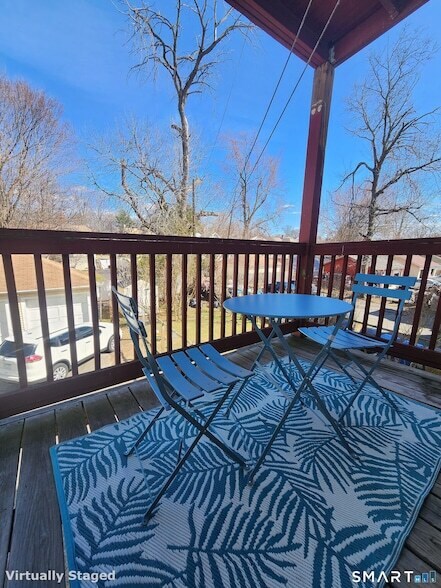 Building Photo - 458 Hillside Ave