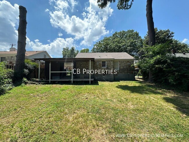 Building Photo - 3400 Hadley Rd