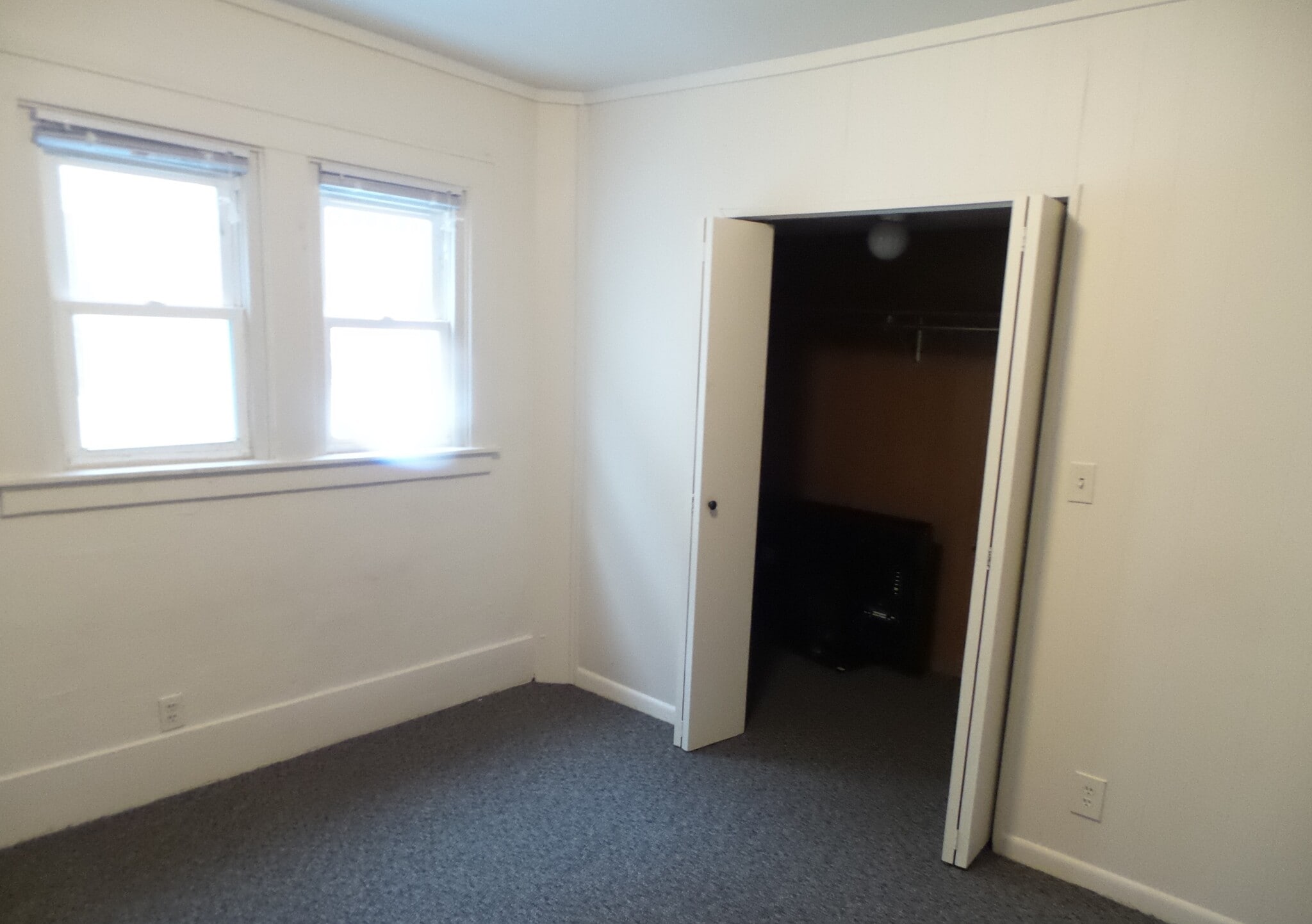 Bedroom - 509 S Pennsylvania Ave