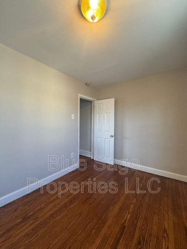Building Photo - 7107 Stockley Ave