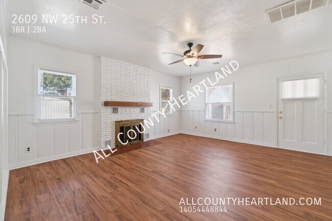 Building Photo - 2609 NW 25th St