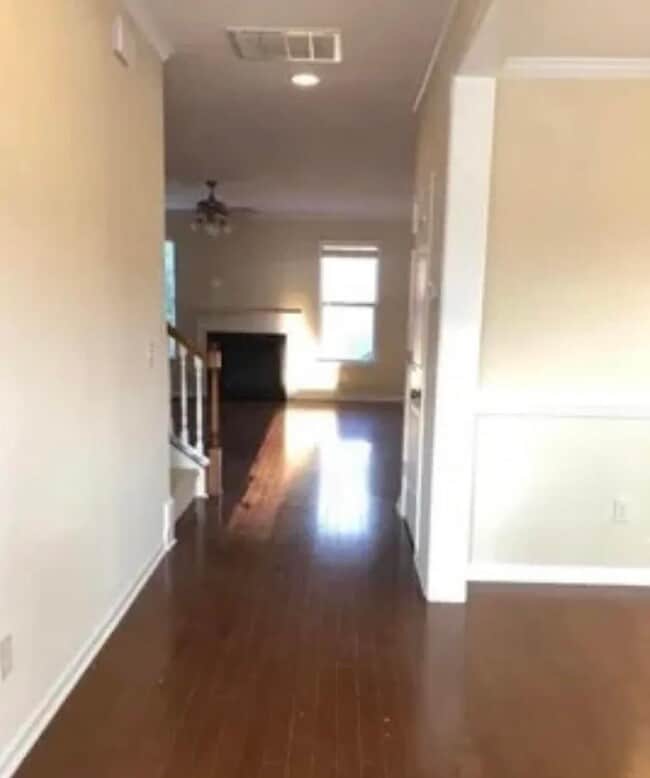 Building Photo - 4248 Brintons Cottage St