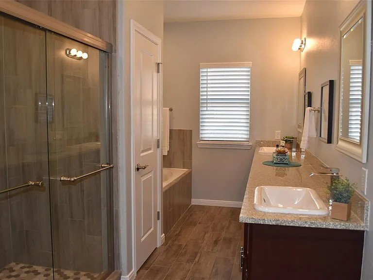 Building Photo - 2124 Abiding Grace Cir