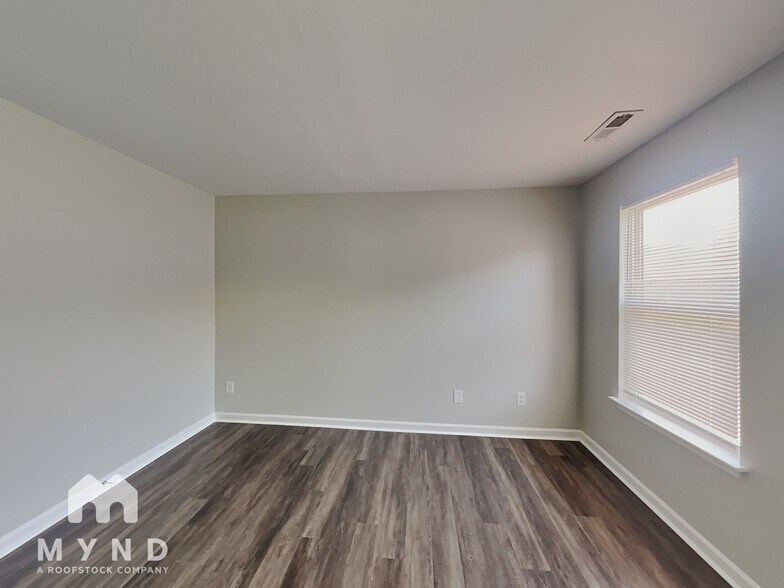 Building Photo - 6039 Mary Blair Ln