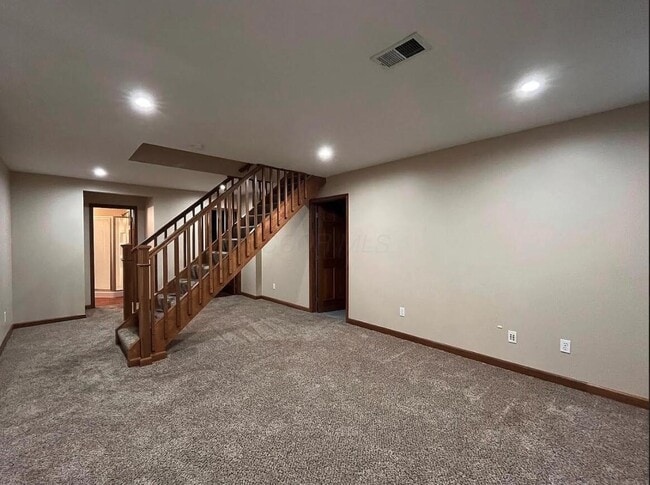 Building Photo - 440 Taylor Ave