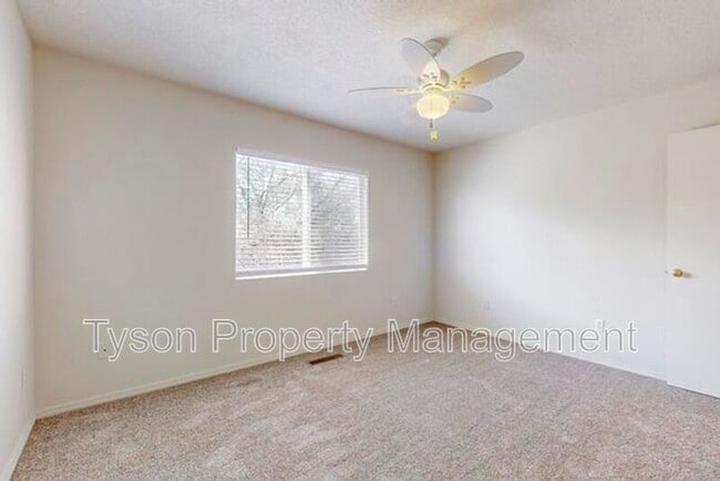 Building Photo - 7509 Cricket Hill Dr NE