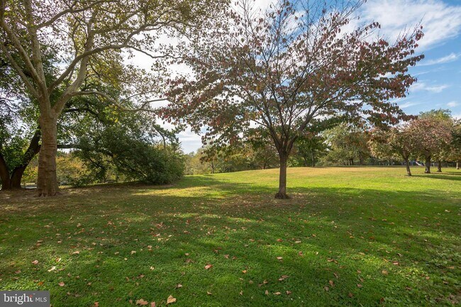 Building Photo - 2601 Pennsylvania Ave