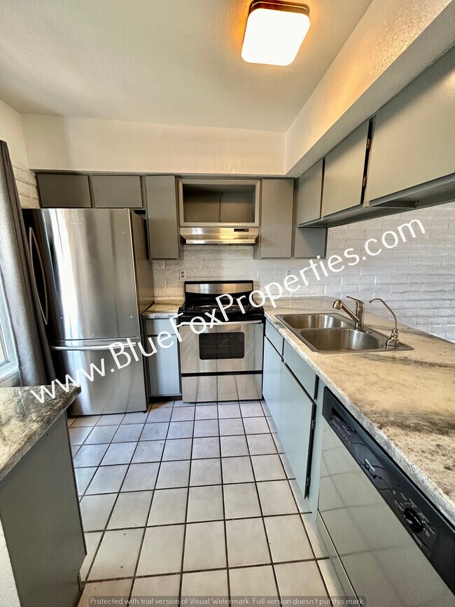 Building Photo - 1339 S Copias Way