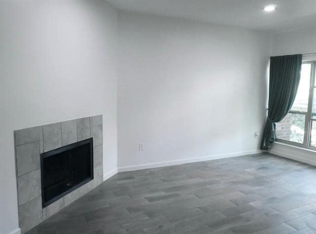 Building Photo - 9600 Royal Ln