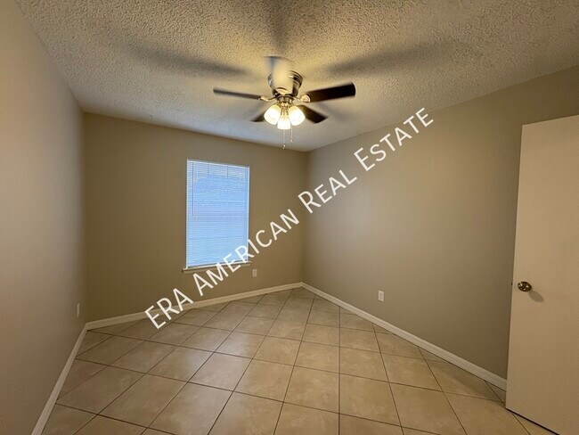 Building Photo - 3354 La Leyenda Ct