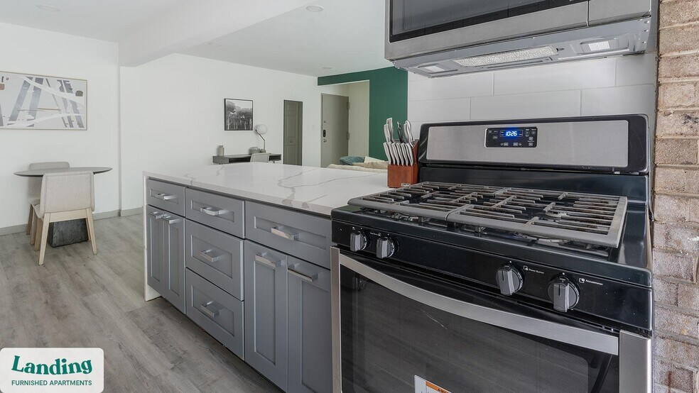 Building Photo - 6220 Springhill Dr