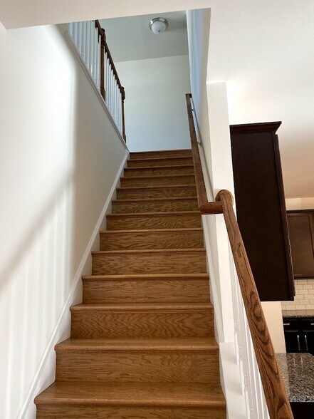 Stairs to upstairs - 4004 Carrie Mill Xing