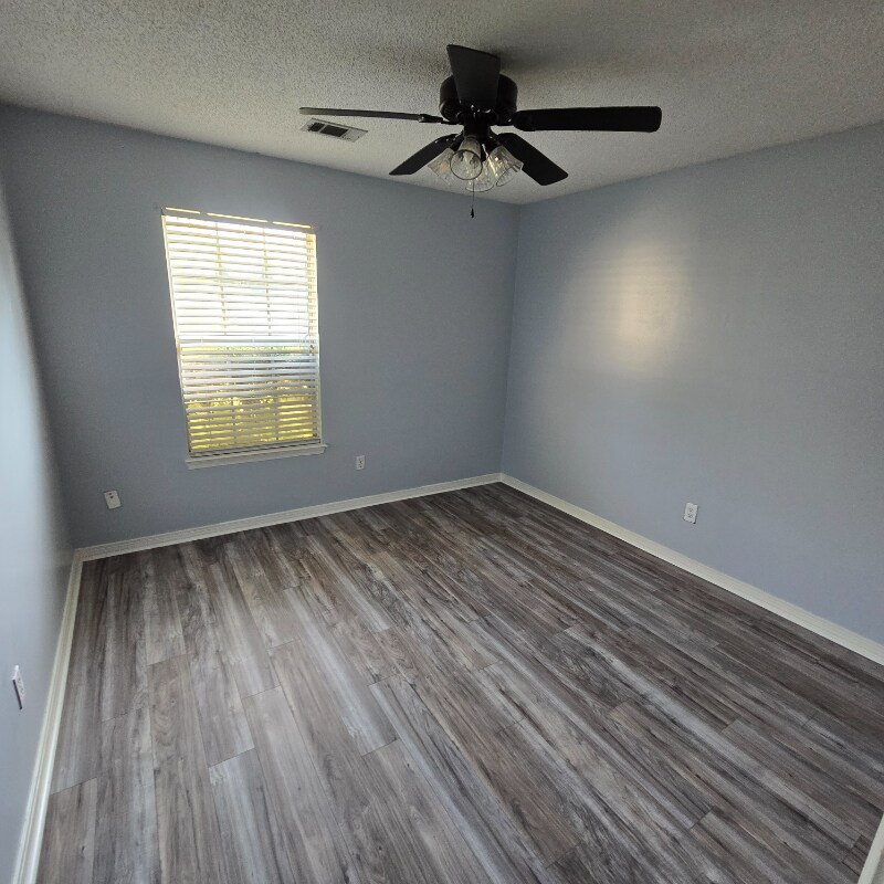 Building Photo - 4265 Antioch Rd