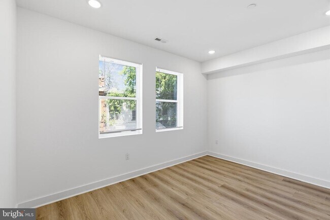 Building Photo - 2534 N 11th St