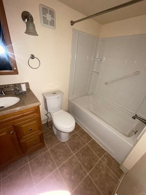 Building Photo - 8007 Hayward St.