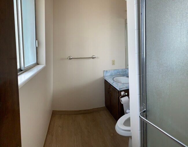 Building Photo - 4632 S 1025 W
