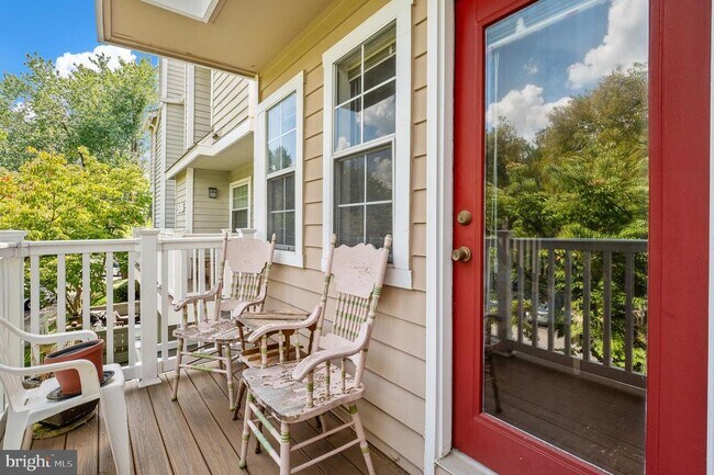 Building Photo - 5705 Chapman Mill Dr