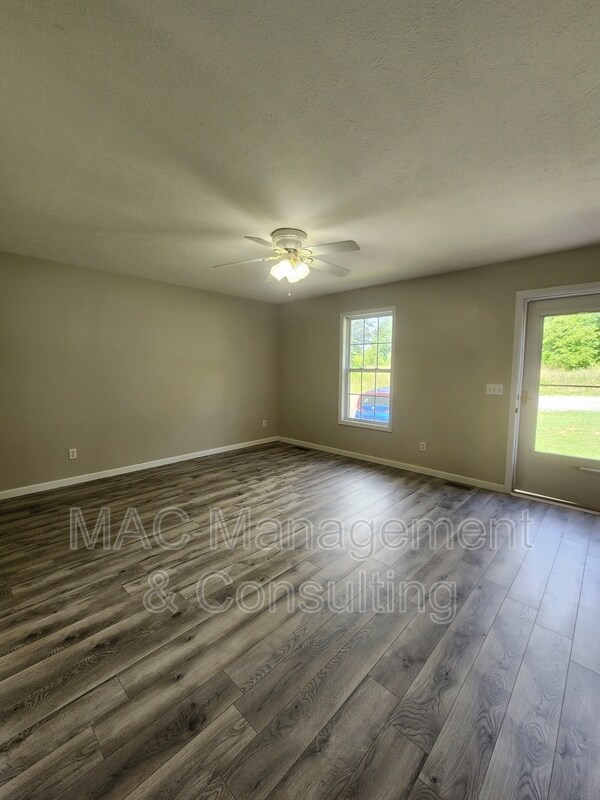 Building Photo - 1572 Shipley Rd