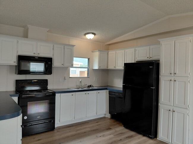 Building Photo - 627 TN-91