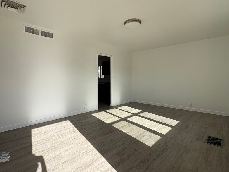 Building Photo - 1314 Richards Ave