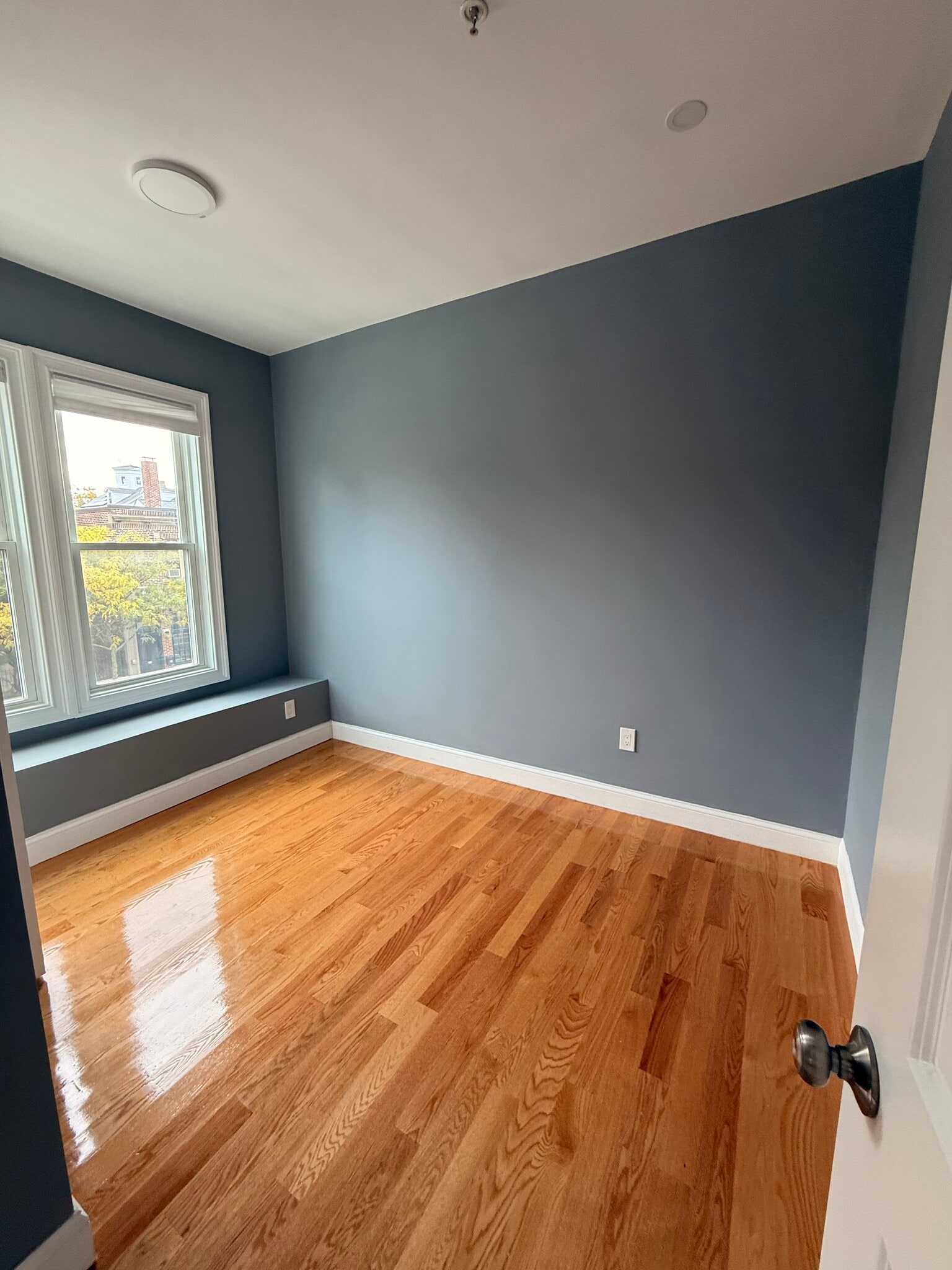 Building Photo - 339 Cambridge St