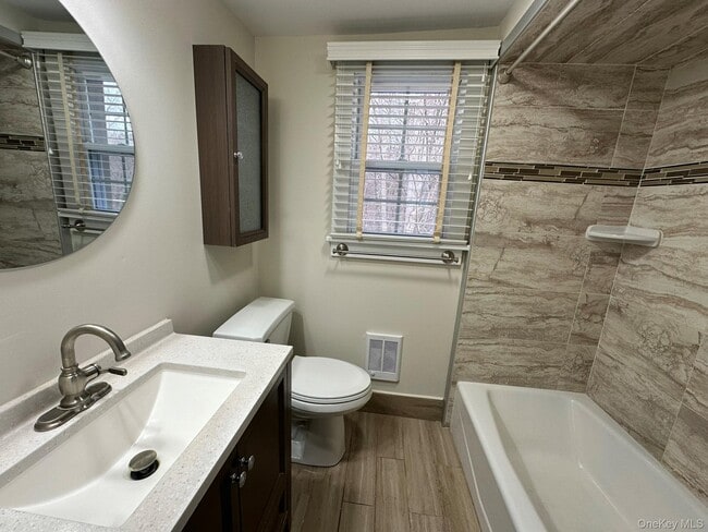 Building Photo - 973 NY-22