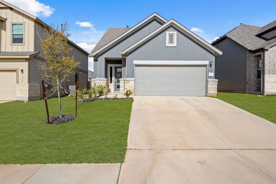 Primary Photo - 140 Lemonball Dr