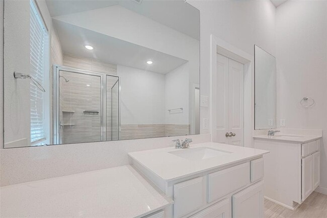 Building Photo - 8010 Whisper Grove Dr