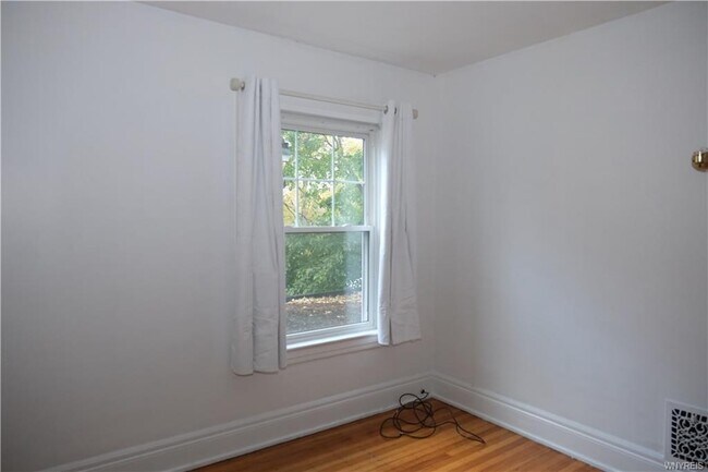 Building Photo - 356 Woodward Ave