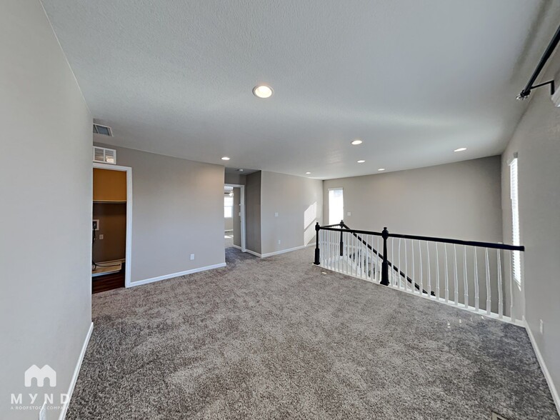 Building Photo - 9993 Truckee St
