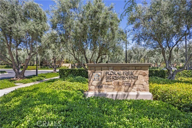 Building Photo - 717 Spring Gdn