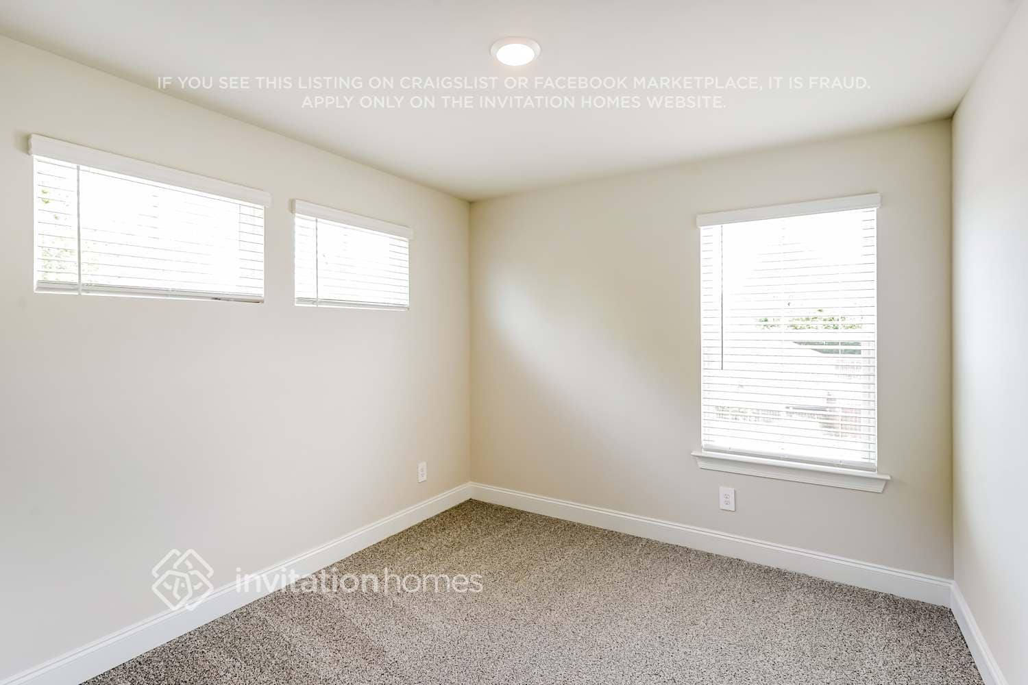 Building Photo - 100 Maybrook Dr