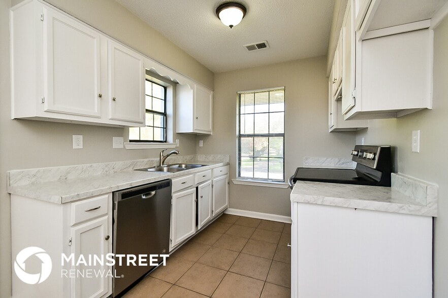 Building Photo - 10127 Stephenson Ln