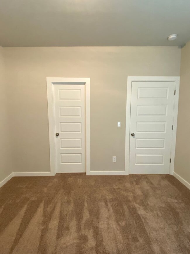 Building Photo - 1245 Brookhaven Dr