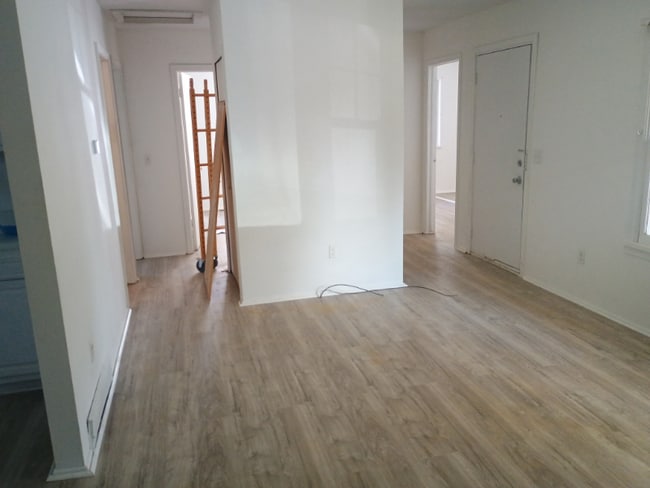 Building Photo - 2719 Eaton Pl