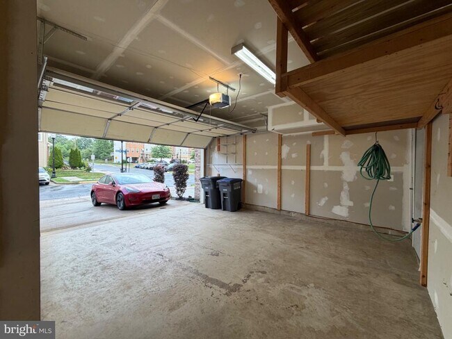 Building Photo - 25333 WAKESTONE Ter