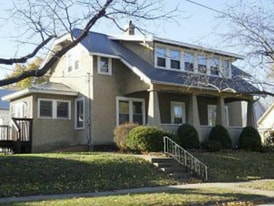 Building Photo - 1303 Brick St