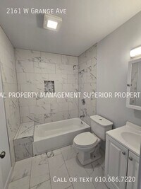 Building Photo - 2161 W Grange Ave