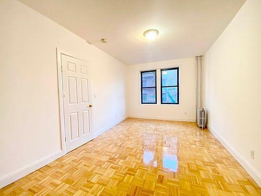 Primary Photo - 1 bedroom in BRONX NY 10471