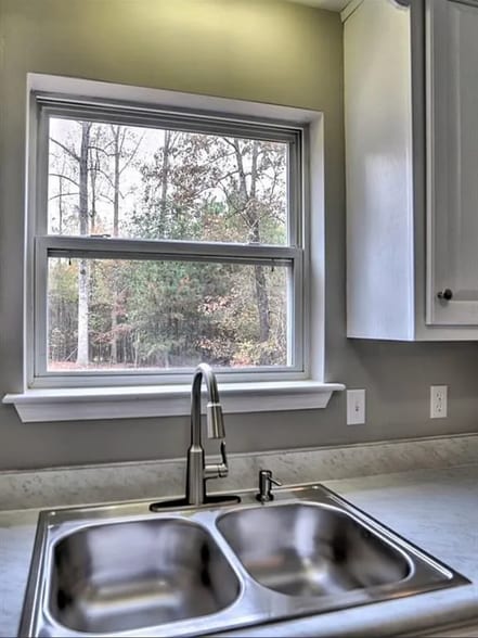 Building Photo - 1075 Roper Rd