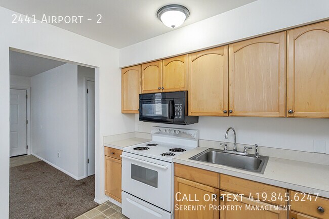 Building Photo - 2441 Airport-2