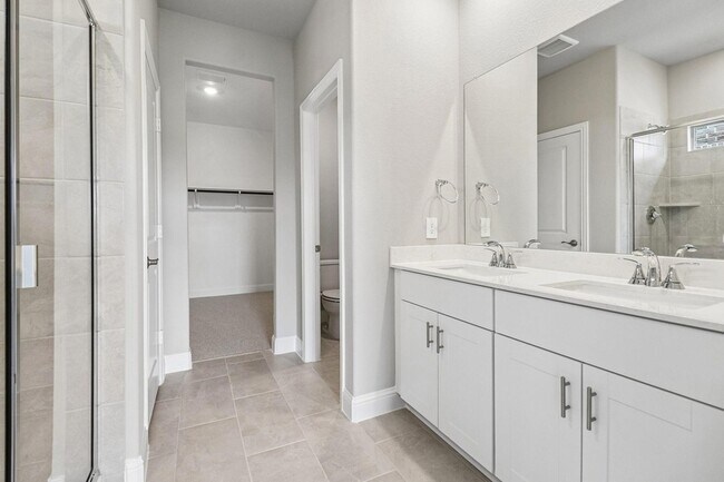 Building Photo - 6206 Castamere Dr